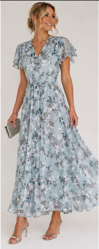 Vivian & Claire™ | Glamorous dress that covers the belly