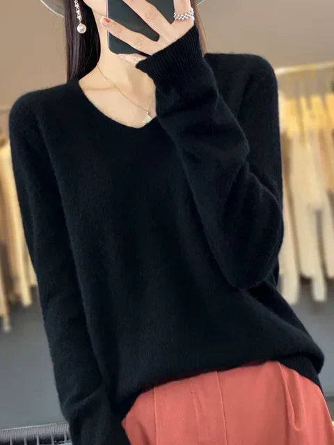 V|C - Classic V-Neck Knit Sweater Cynthia