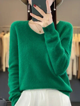 V|C - Classic V-Neck Knit Sweater Cynthia