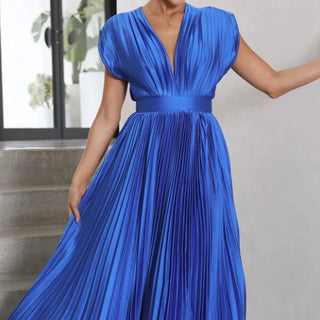 Vivian & Claire™ | Timeless Pleated Midi Dress