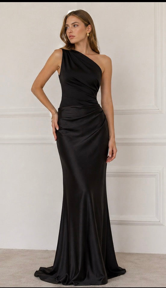 Vivian & Claire™ | Maxi Dress with a Guilt in Satin