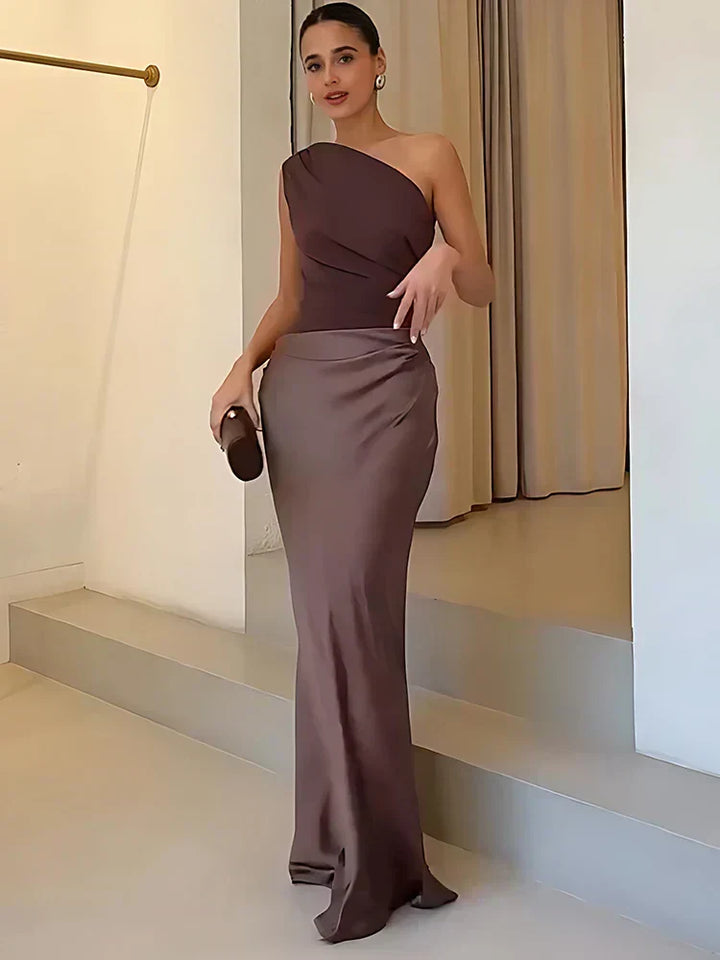 Vivian & Claire™ | Maxi Dress with a Guilt in Satin