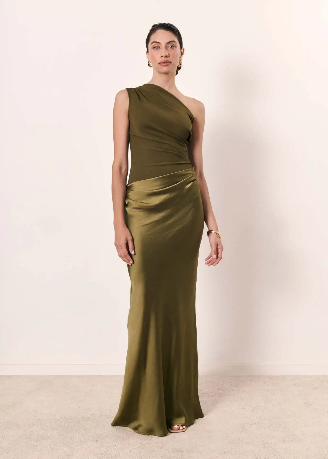 Vivian & Claire™ | Maxi Dress with a Guilt in Satin