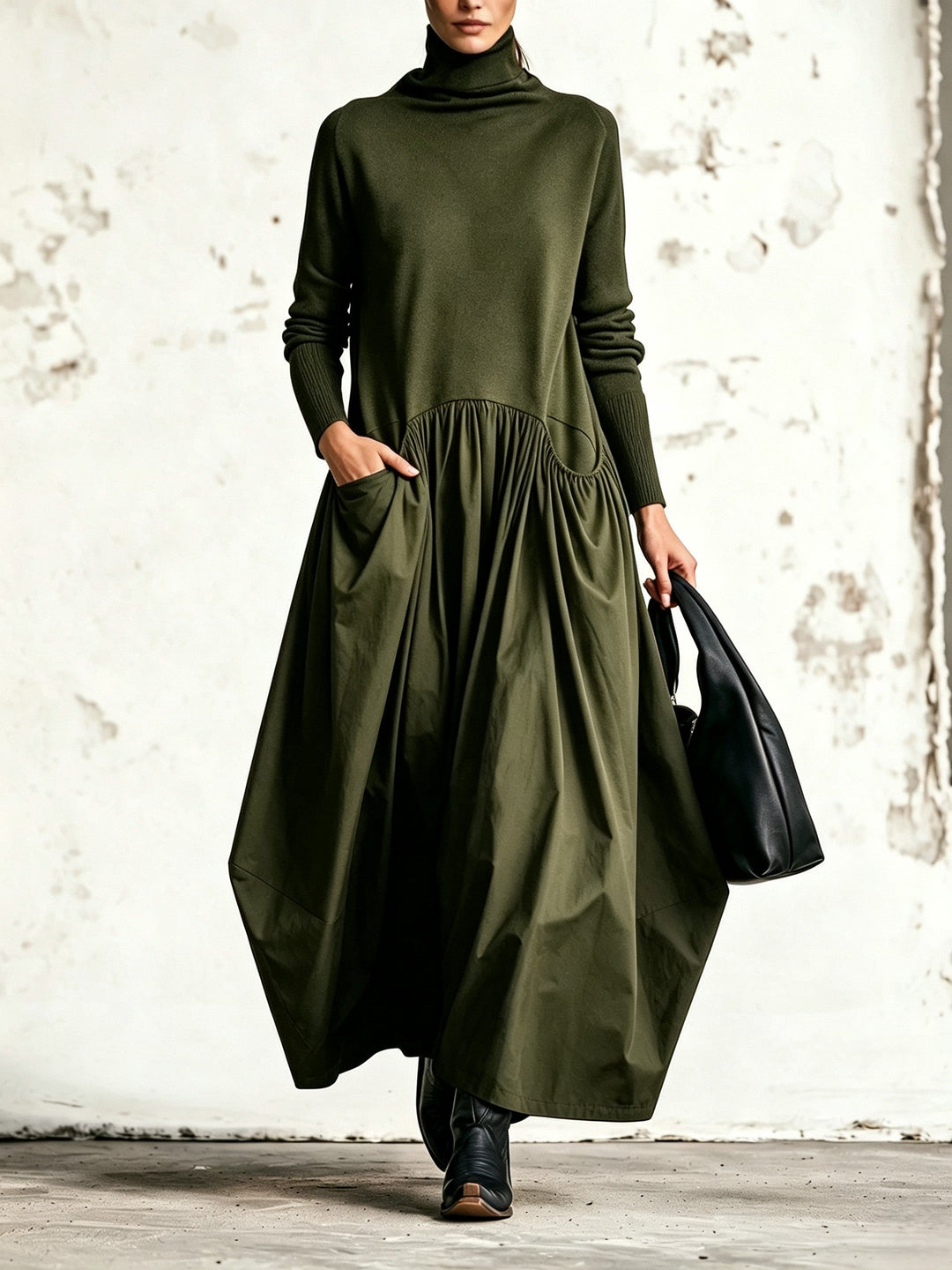 Ilaria | Oversized Turtleneck Maxi Dress with Pockets