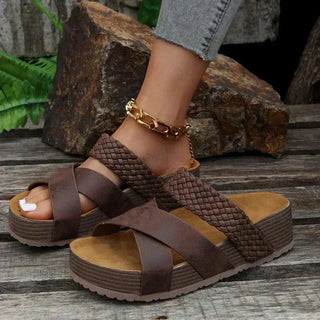 AIRA | ORTHOPEDIC SANDALS