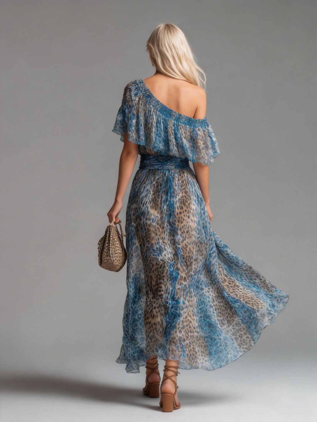 Léana™ | Long Leopard Dress with Bare Shoulders