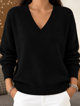 Lenia V-Neck Sweater in Black